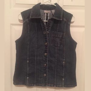 Chico’s Platinum Jean Vest Denim Size 1